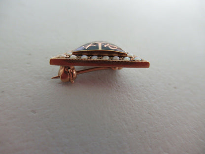 USA FRATERNITY PIN BETA OMEGA CHI. MADE IN GOLD 1OK. MARKED. 999