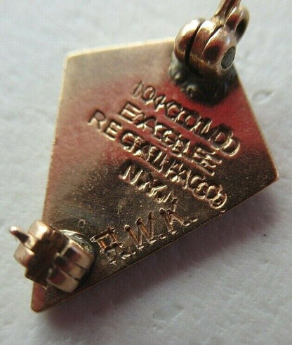 USA FRATERNITY PIN SIGMA PHI UPSILON. MADE IN GOLD 10K. NAMED. MARKED.