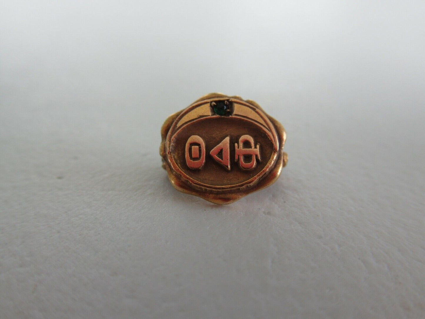 USA FRATERNITY PIN THETA DELTA PHI. MADE IN GOLD. RUBY. NAMED. MARKED.