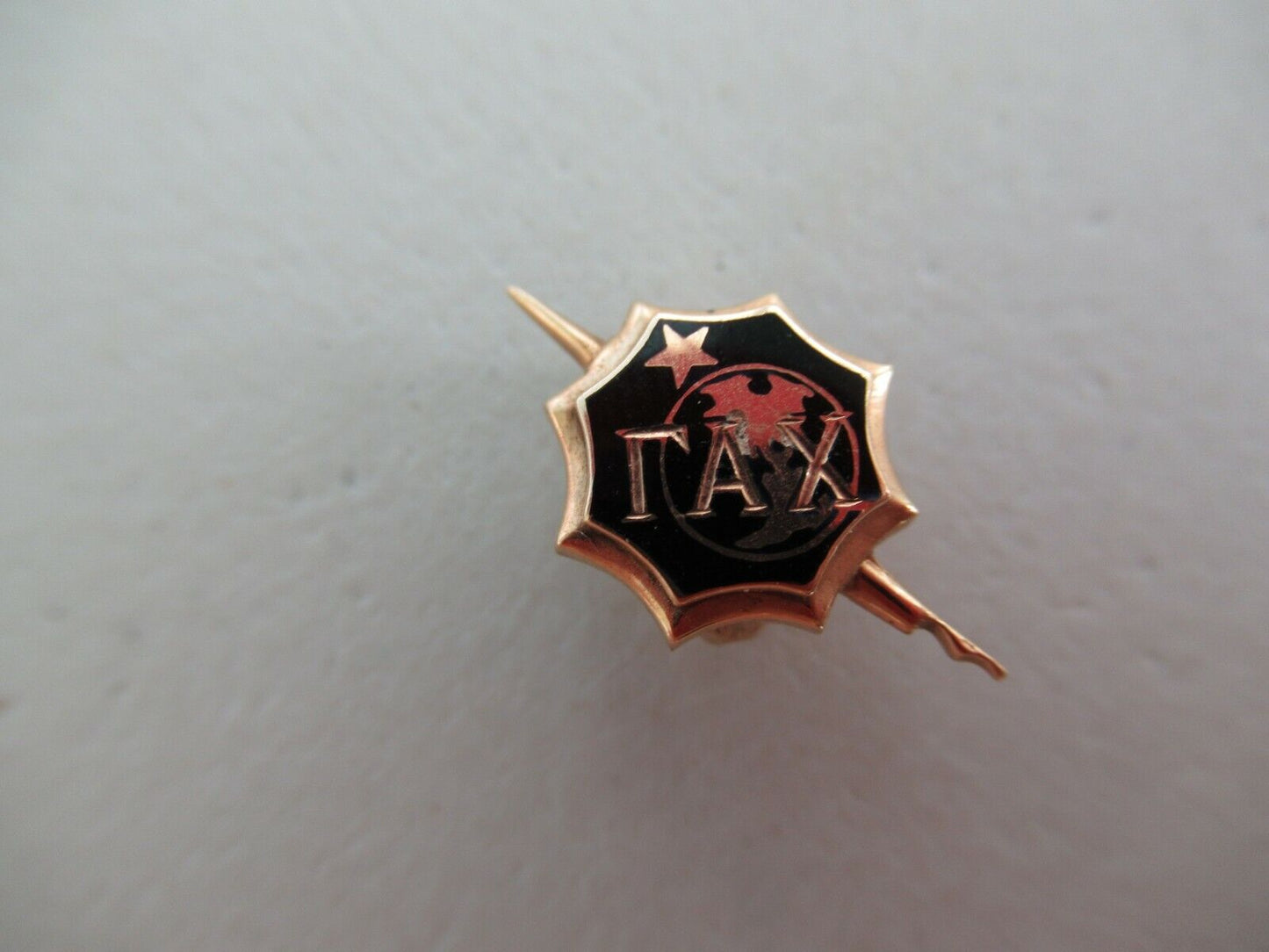 USA FRATERNITY PIN GAMMA ALPHA CHI. MADE IN GOLD. 1959. NAMED. 781