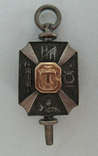 USA FRATERNITY PIN CHI TAU IONA. MADE IN GOLD 10K. 1930. NAMED.1424