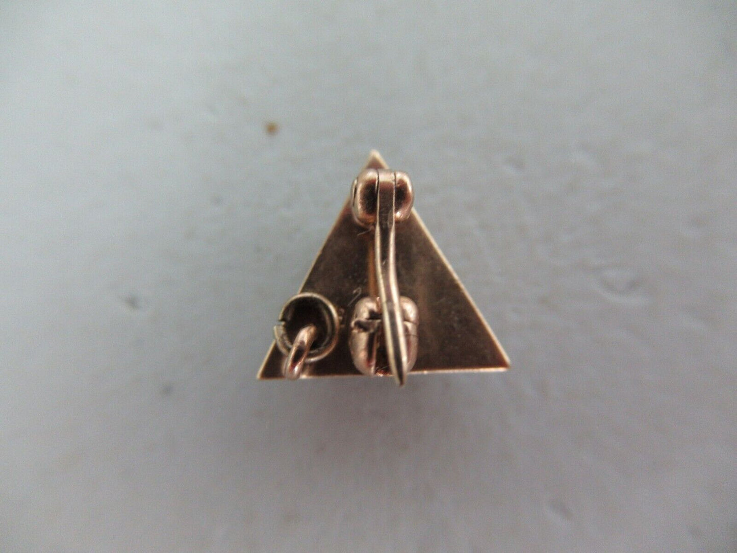 USA FRATERNITY PIN BETA DELTA. MADE IN GOLD. 1010