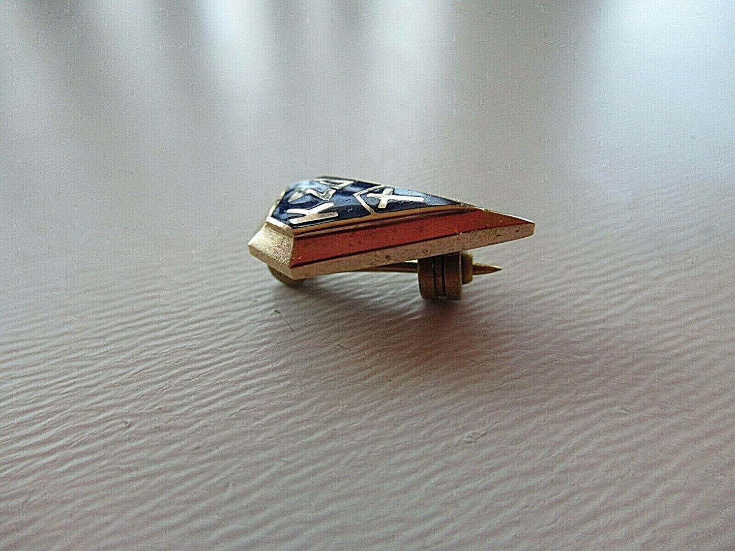 USA FRATERNITY PIN KAPPA SIGMA DELTA. MADE IN GOLD 10K. NAMED. MARKED.